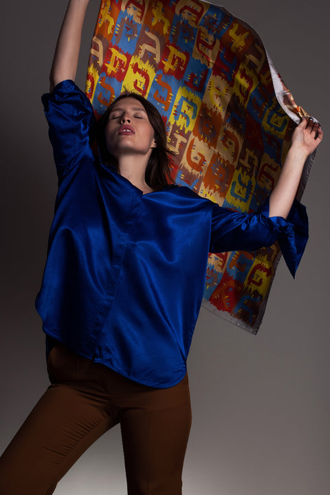 Printed multicolored square silk scarf